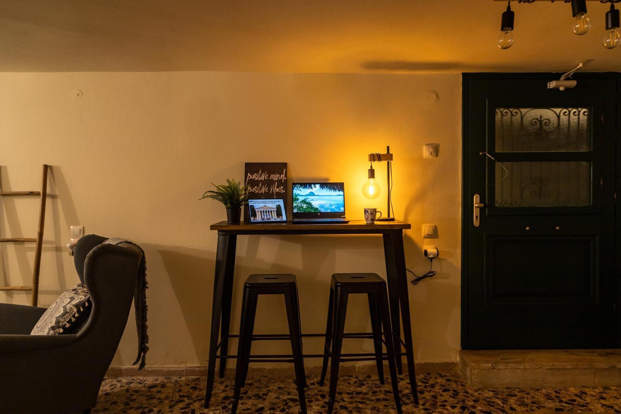 Airport Cottage House Artemida  Exterior photo